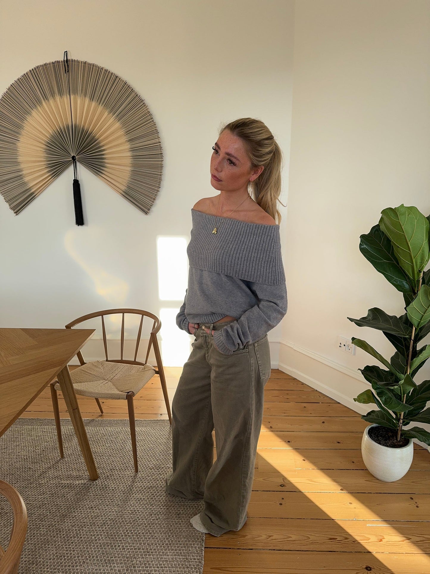 Billie off shoulder knit - Grey